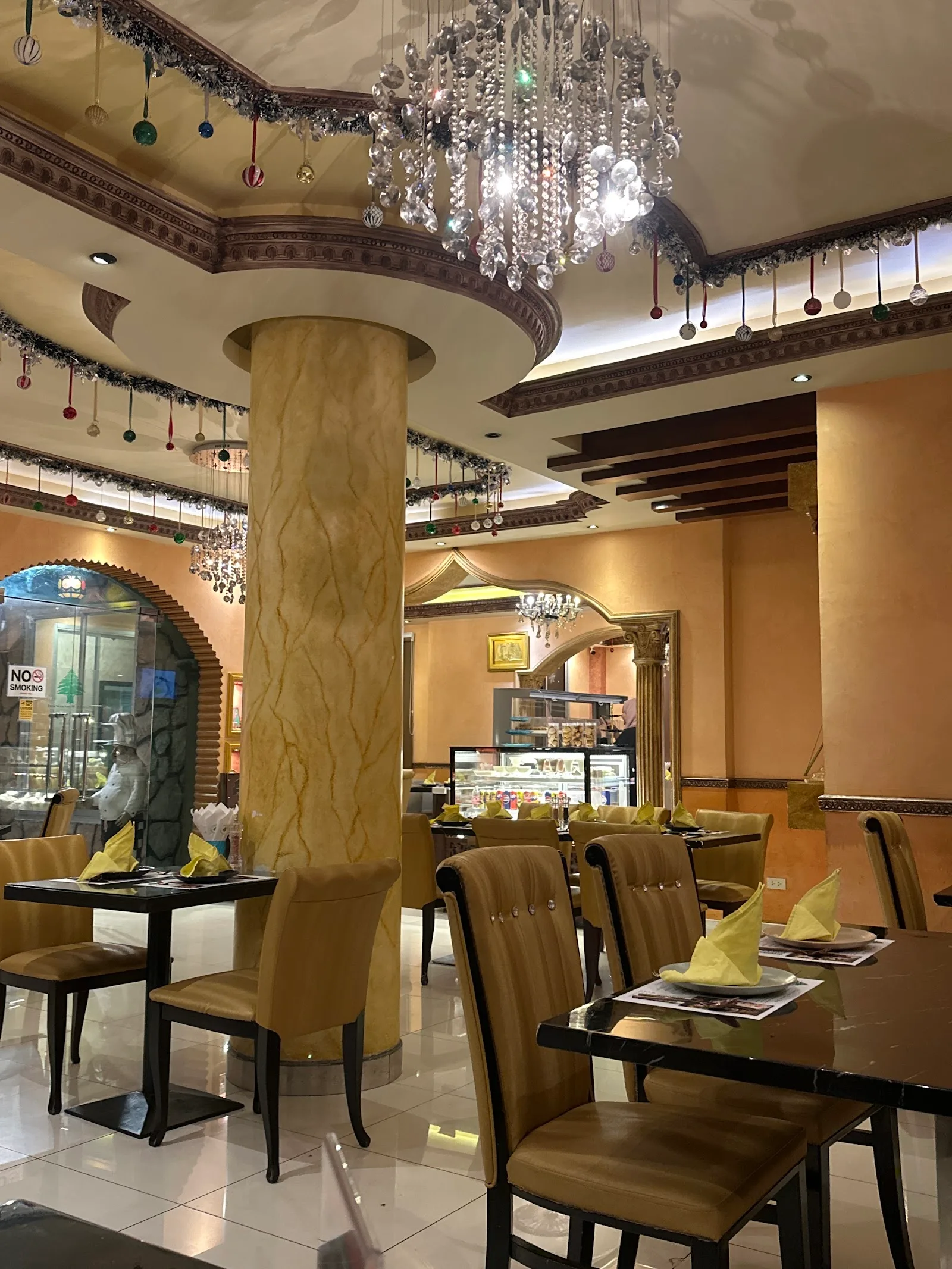 ภาพจริงของ Beirut Restaurant - Sukhumvit 39 | مطعم بيروت ย่านนานา จาก Google Maps (รูปที่ 6)