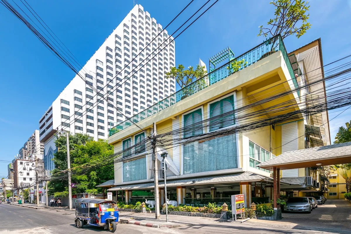 คอนโดปล่อยเช่าซอยอาหรับใกล้มัสยิดดารุ้ลอาบิดีนและตลาดนานา ย่านสุขุมวิท 3-4